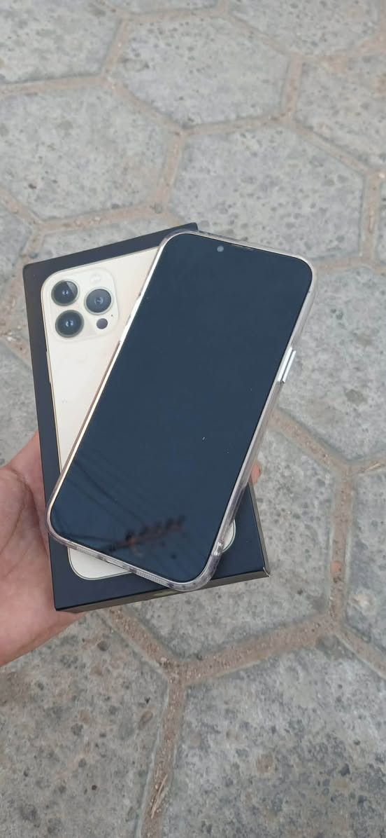 سلام عليكم ايفون 13برو ماكس جهاز فول نضافه شوفت عينك ملحقات كامله ((بطاريه 78)) جهاز متبدل بي فقططط كأمره اصليه شرط اصليه
او بي خط بل شاشه موضح بل صوره  

مراوس اربعه كير سكنر 
 
يرهمً مراس او بيع 🩵
***********🤎
