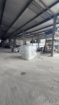 اطلب واحنه نجهزك…😍 . فتح حساب وشراء سيارات من المزادات الامريكية . شرا...