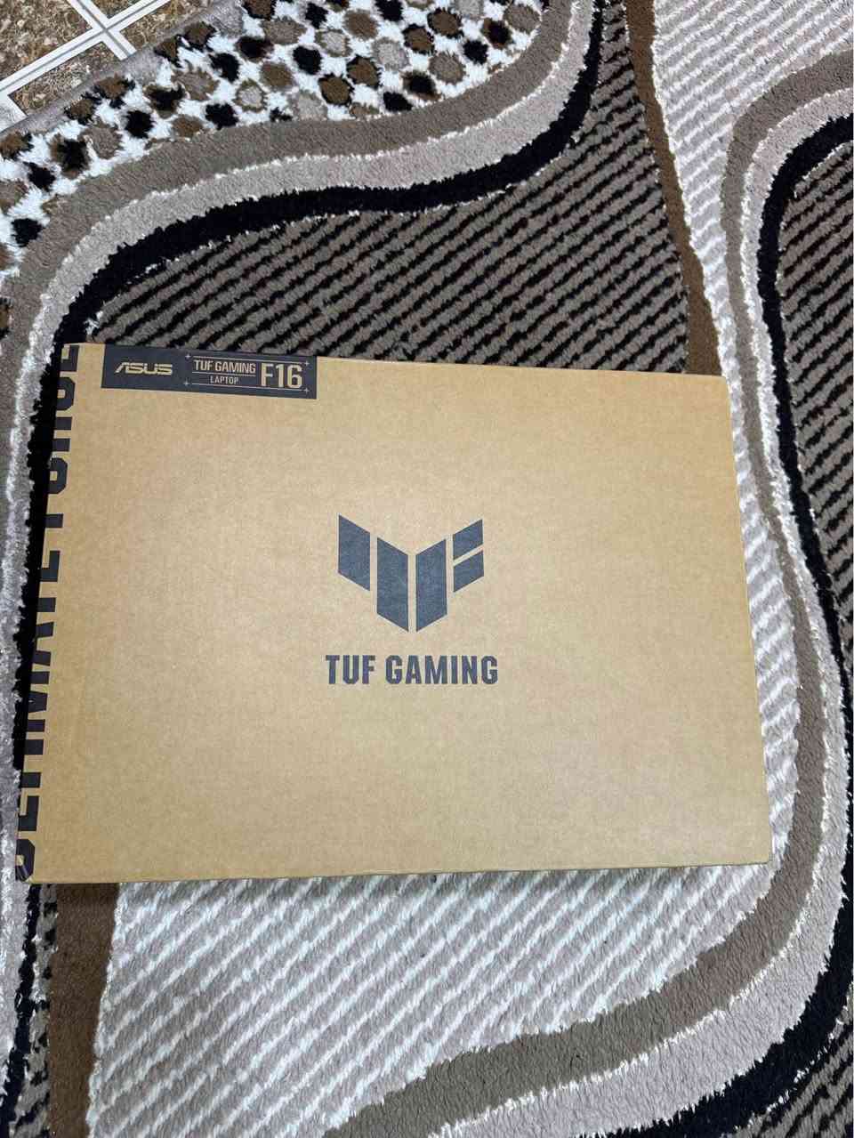 � شاشة كبيرة 16 إنج 

� اللون: رمادي (Mecha gray￼)

� المعالج: Intel Core 5 210H

� كرت الشاشة: NVIDIA RTX 3050 خارجي 6GB

� الرام: 16GB DDR4

� التخزين: 512GB SSD PCIe Gen4 (سرعة عالية جداً

� واي فاي: WiFi 6 + بلوتوث

� منافذ: USB 3.2 + Type-C

️ كيبورد: عربي + انكليزي

استعمال خفيف جداً أقل من 10 ساعات، نظيف جداً مثل الجديد

� ويا الجهاز: هدية🎁🎁

.ماوس كيمنك

.+سماعات كيمنك محيطية

الموقع موصل / الجانب الايسر 

🚚 توصيل متوفر لكل محافظات العراق

💰 السعر: 1,050,000 دينار عراقي

📞 للتواصل: *********** موصل, نينوى
