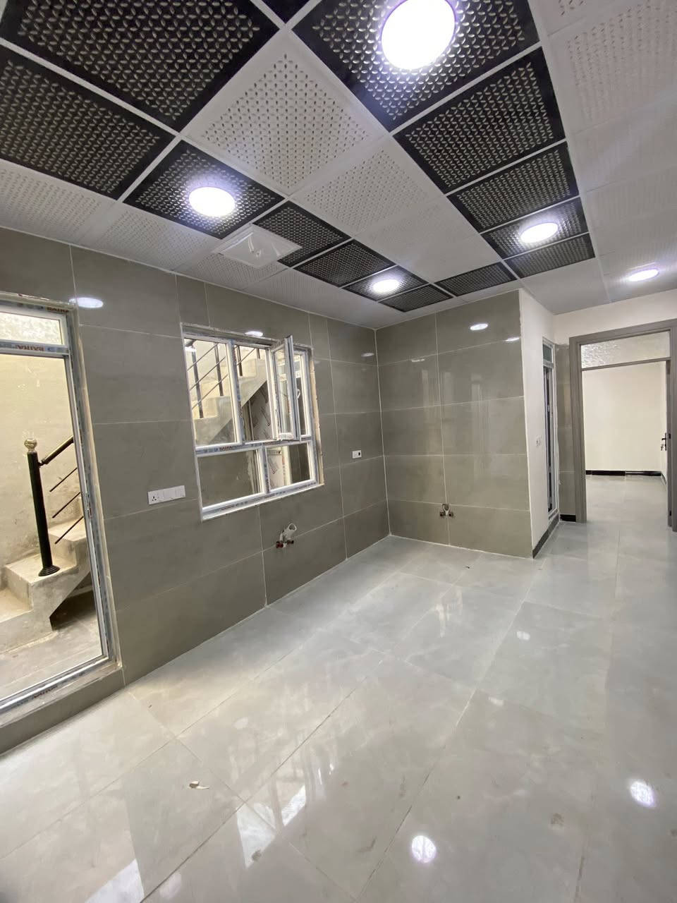 #اعلان563
دار للبيع طابقين 
نوع_الملك :-  طابو صرف  
# @مساحه 100 متر 
#السعر 105
الموقع حي العسكري  قرب قسم البلدي وقريب مدرسه بغدا گول 
للأستفسار الأتصال على الارقام التالية :
📞***********
📞***********
أو مراسلتنا عبر { ــــ وتساب ــــ  } 
أو مراجعة #مكتب #كركوك الاجمل  للعقارات ولمقاولات حي العسكري بجانب موقف الكوسترات 
{  #نتشرف #بزيارتكم ونستقبل كافه عروظكم
