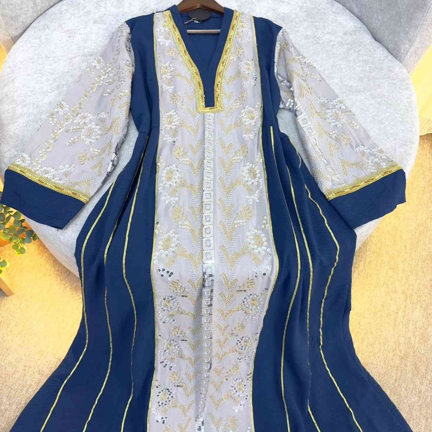 🚨 إذا تحبين تلفتين الأنظار بدون مجهود… هاي الدراعة إلِك! 🚨
دراعة كويتية فخمة ✨ أول ما تلبسينها تحولين المكان كله 👑
قَصّة مرتبة ✔️ خامة ترفع الراس ✔️ وأناقة تحچي عن نفسها ✔️
💥 متوفرة بجميع القياسات
🚚 توصيل سريع لجميع المحافظات
⏳ الكمية محدودة – لا تفوتك!
📩 دزّي رسالة هسه واحجزي قبل النفاد
اللي تلبسها… غير 💅🔥
#دراعة_كويتية
#ستايل_ملفت
#أناقة_فورية
#موضة_انستا


**إذا كنت صاحب هذا الإعلان وتريد حذفه لأي سبب، رجاءا أرسل رسالة إلى الدعم الفني**