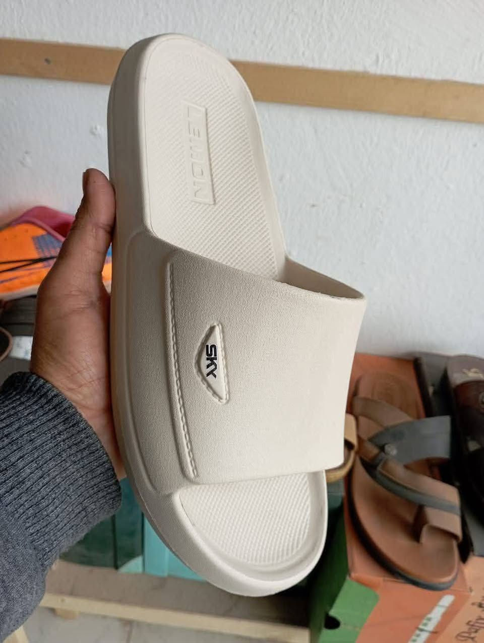 طبي رجالي 41-45
سعر القطعة 1,900
الكارتون 18 قطعة 35 الف
🚚🚚يوجد توصيل لكافة المحافظات 🇮🇶


**إذا كنت صاحب هذا الإعلان وتريد حذفه لأي سبب، رجاءا أرسل رسالة إلى الدعم الفني**