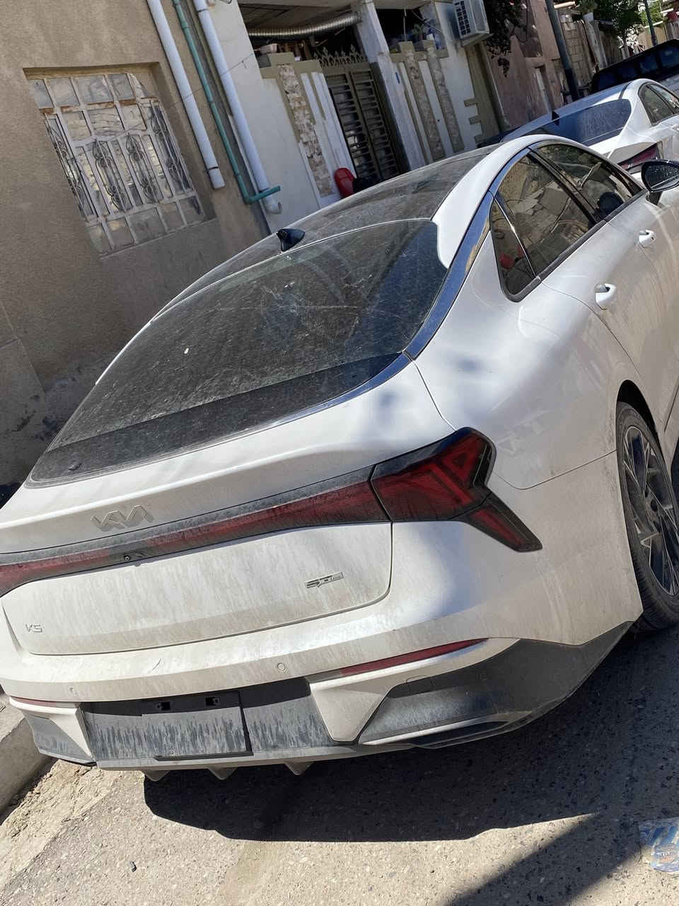 السلام عليكم اخوان رمضان كريم للبيع
K5 GT 2500 وارد أمريكي حادث تبديل فقط جاملغ 

فول الفول مواصفات

كامرات 12 حساس

موديل 25 شكل الجديد

وارد الأمريكي زيرو

ماشيه 5 الف كيلو السياره كتاب شهداء رقم بصرة مدفوع كلشي بس ترقم  موصفات السياره فول للأخير رادار امامي خلفي حساسات قياده ذاتيه كشتات تدفئه تبريد 3 انظمه قياده بنوراما كشن هزاز نقط عمياء سايد بريك بصمه والسياره بعدهي زيرو مكاني بصره هاتف ( ***********) السعر(190)  وبيها مجال قليل
