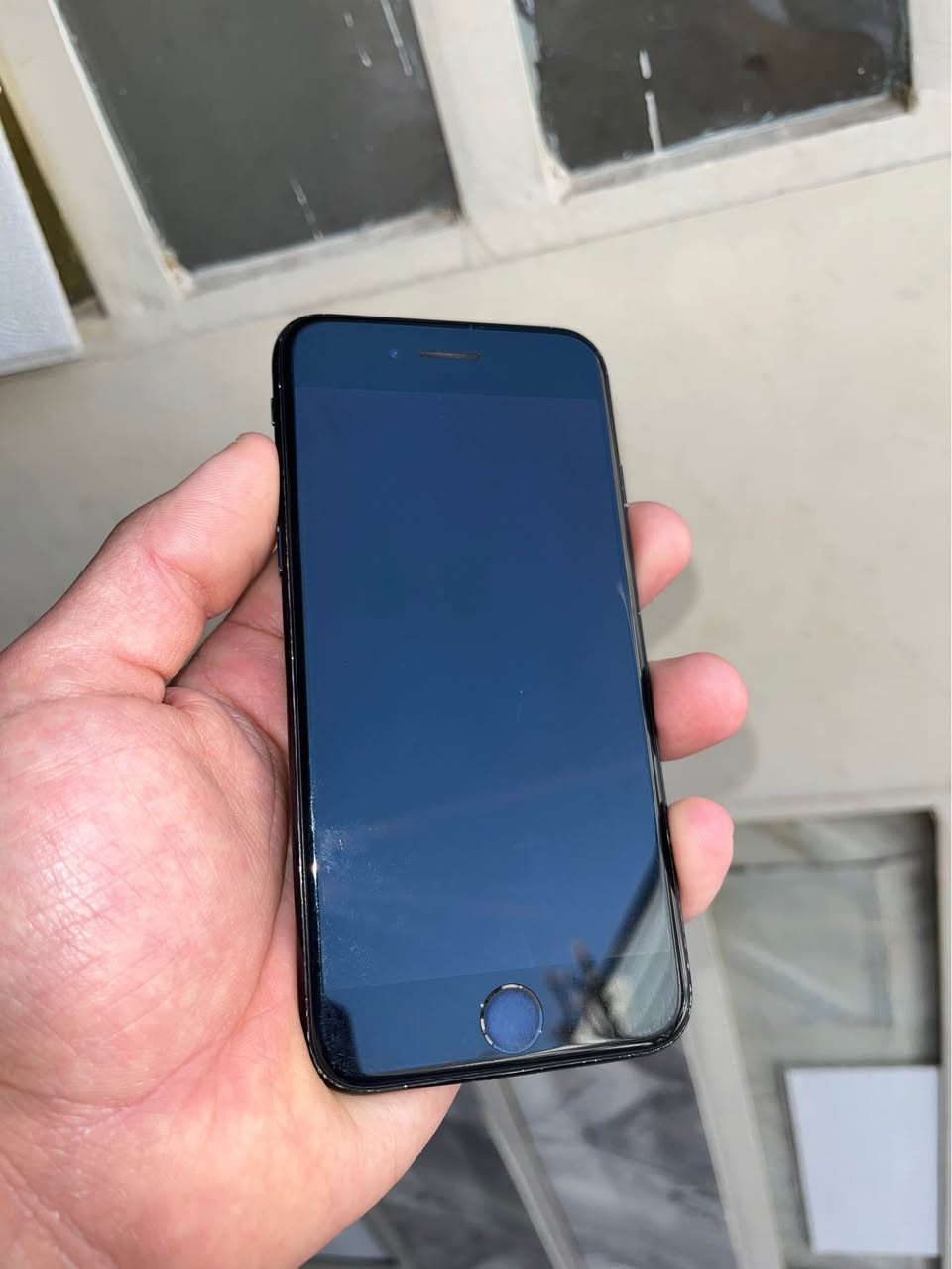 ايفون 7جهاز نضيف مال بيت شرط أنطيك كلشي شغال وبصمه شغال شاشه بلادي فقط بطاريه مبدل جديد🔋100
شراي تعال خاص او خابر ***********☎️ كركوك, العراق
