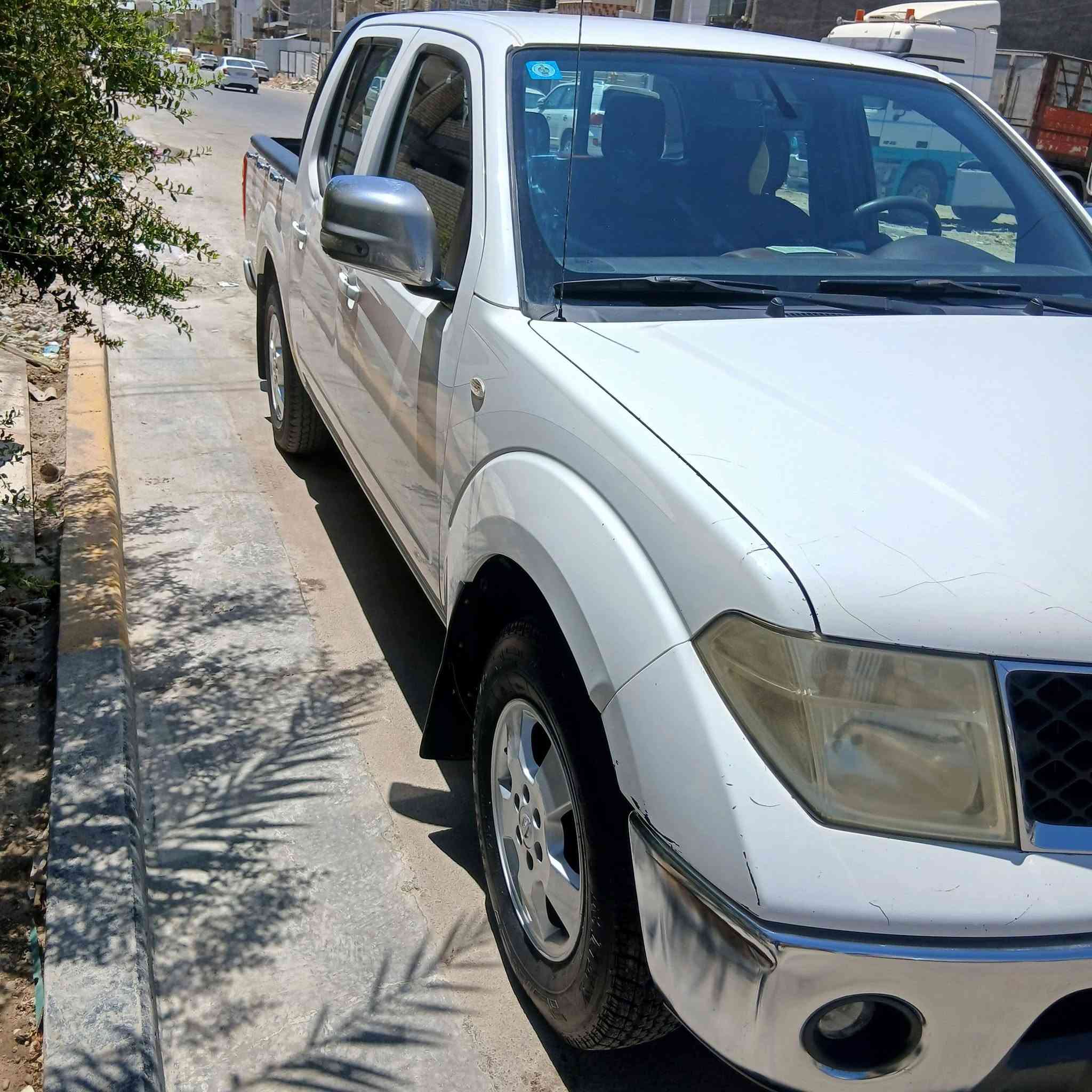 اسلام عليكم.للبيع نيفارا موديل ٢٠١٢كيراوتماتيك تبريد ثلج حساسات خلفيه رقم بغداد الجديد بسمي سياره مكفوله من  الصبغ عدا باب البدي بي صبغ الخطه بلاديه مال الشركه.محرك بلادي لا تنقيص ولاتبخير.تخم تاير جديد باتري جديد.صدرنص عمر .بسمي تحويل مباشر مكاني بغداد للاتصال ***********
