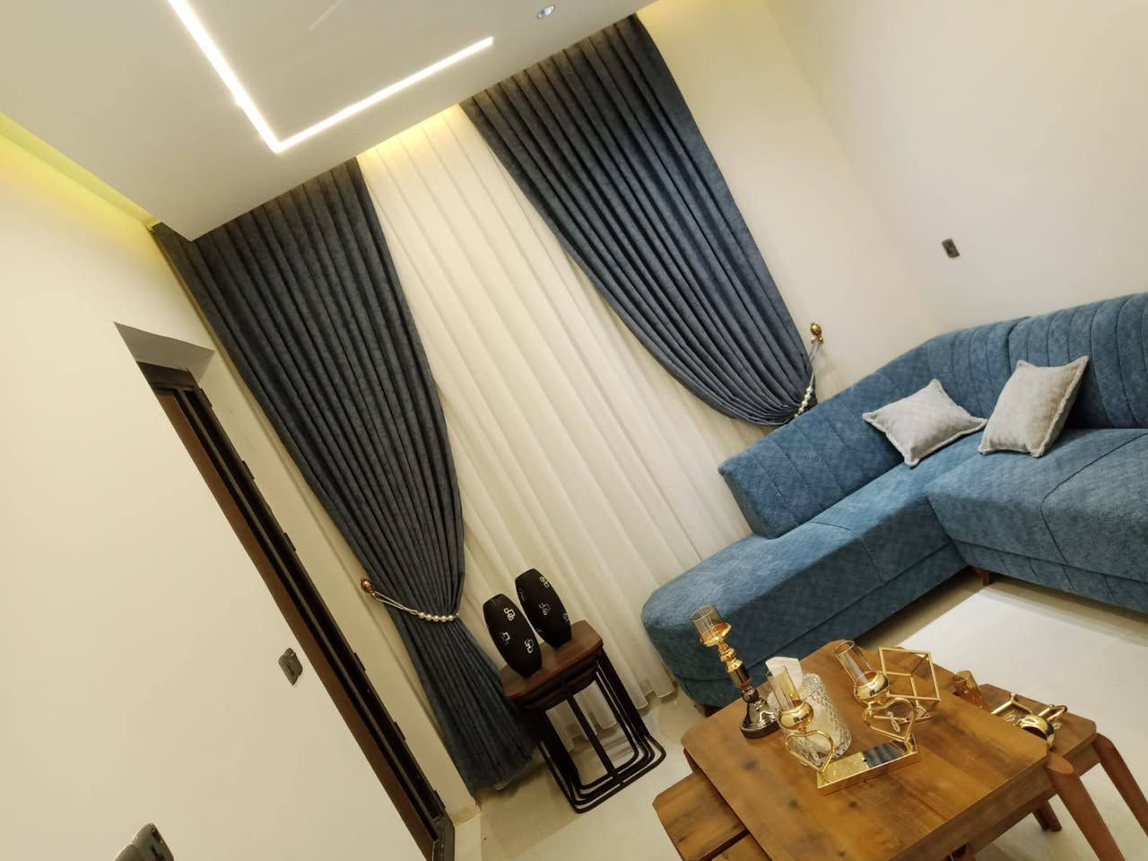 ستائر ألدار 
اقمشه تركيه 
بأسعار مناسبه مناسبه 
توصيل بغداد كافه المحافظات 
العنوان بغداد حي الحسين شارع 20 مجاور نمور 
الاستفسار ***********
