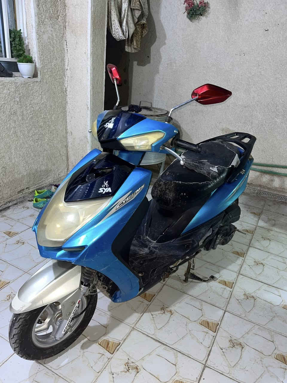 السلام عليكم دراجه للبيع  مامفتوحه ونظيفه.  كلشي شغل بيها سلف هندر  ترهم بيع أو مراوس    شراي تعال خاص وتدلل ‭٠٧٨٦ ٤٨٢ ٦٦٨٤‬
