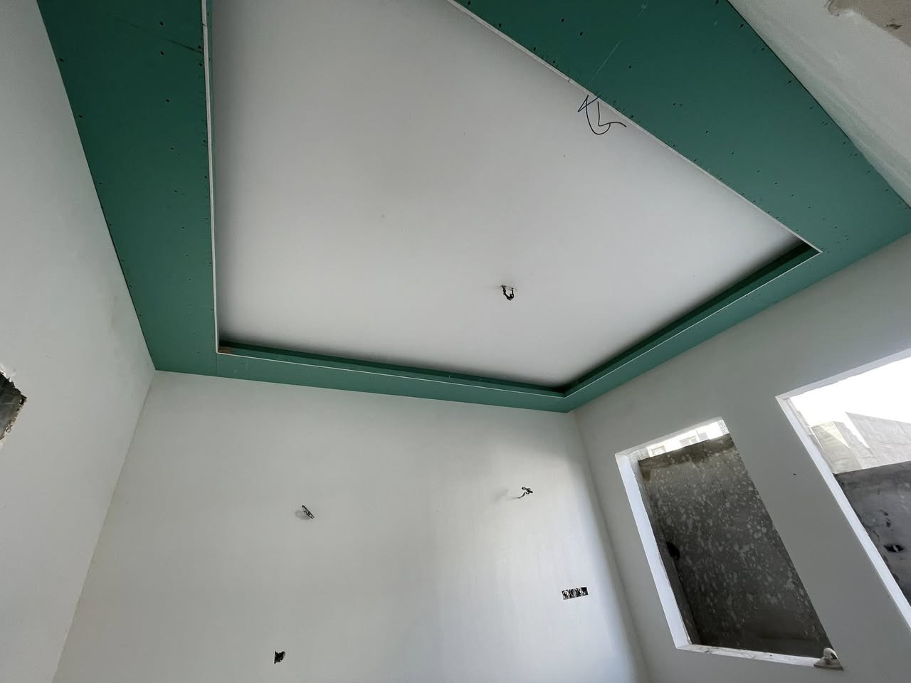 عرض يوم واحد فقط 🔥🔥
سعر المتر بوكس 17الف مواد وعمل

واتساب او اتصال ***********
