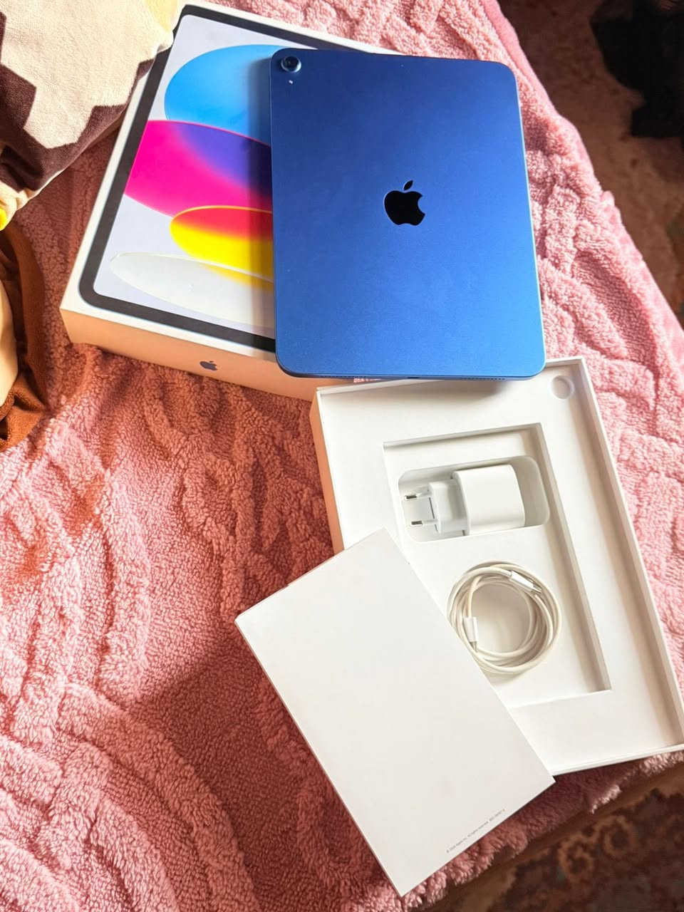 السلام عليكم للبيع فقط
ايباد 11

المعالج A16 

نضافة الجهاز 100‎%‎

استعمال 15 يوم 

المساحة 128 

البطارية 100

عدد دورات الشحن 31

مع كارتونة الجهاز 

مع الشاحنة الجهاز الأصلية 

السعر 450 وبي مجال بسيط

العنوان بابل المسيب ***********
