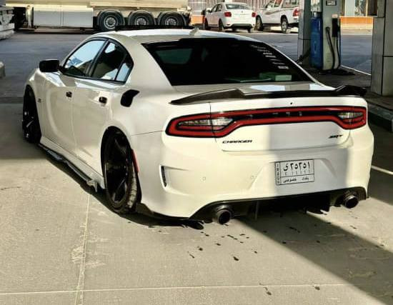 السلام عليكم
اسم السيارة: دوج جارجر
الفئة: سكات باك .SCAT PACK🐝
الموديل :2018
اللوحة: بغداد حره .رقم جديد
ايرباك: سليم 
نوع الضرر: ضرر بداية الحوض أسفل البطاريه
اللون : ابيض

ــــــــــــــــــــــــــــــــــــــــــــــــــــــــــــــ
*سلايد روف (فتحه).
*مكابح رياضية (برمبو) 6بستم.
*لايت متغير متعدد الالوان.
*كاميرا خلفية.
*كزوز سستم مع دبات وسطيه slp.
*حساسات خلفية.
*ويل قياس 20انج (نجمه).
*تشغيل عن بعد .
*مقاعد رياضية جلد +كنتارا (احمر).
*المقاعد الاماميه تبريد وتدفئه.
*نضام خزن الوضعيات (ميموري).
*نظام خرائط GPS.
*شاشة كبيرة قياس 8.4 أنج اوپشنات SRT.
*تدفئه ستيرن.
*كير شفت بالستيرن.
*جناح خلفي.
*بلوتوث تلفون.
*محدد سرعة 

ـــــــــــــــــــــــــــــــــــــــــــــــــــــــــــــــــــ

الاضافات 
ــ ولف حماوة مشمويتو مع تعديل ع البرمجه (مصطفى ايكل) السياره كلش قويه
ــ سوته afe مغلقه
ــ منظومة ميثانول ستيج 3
ــ  كاج كان بلت ـ اويل بريشر
ــ دواخل مكينه سل ستيل ستين دزاين خاص (اصلي )
ــ سستم كاربون فايبر خارجي كامل 
(اصلي )ـــــــــــــــــــــــــــــــــــــــــــــــــــــــــــــ

السيارة بدون نقص نهائياً . مكانهه البصرة حي الجامعة

السعر 257

***********
