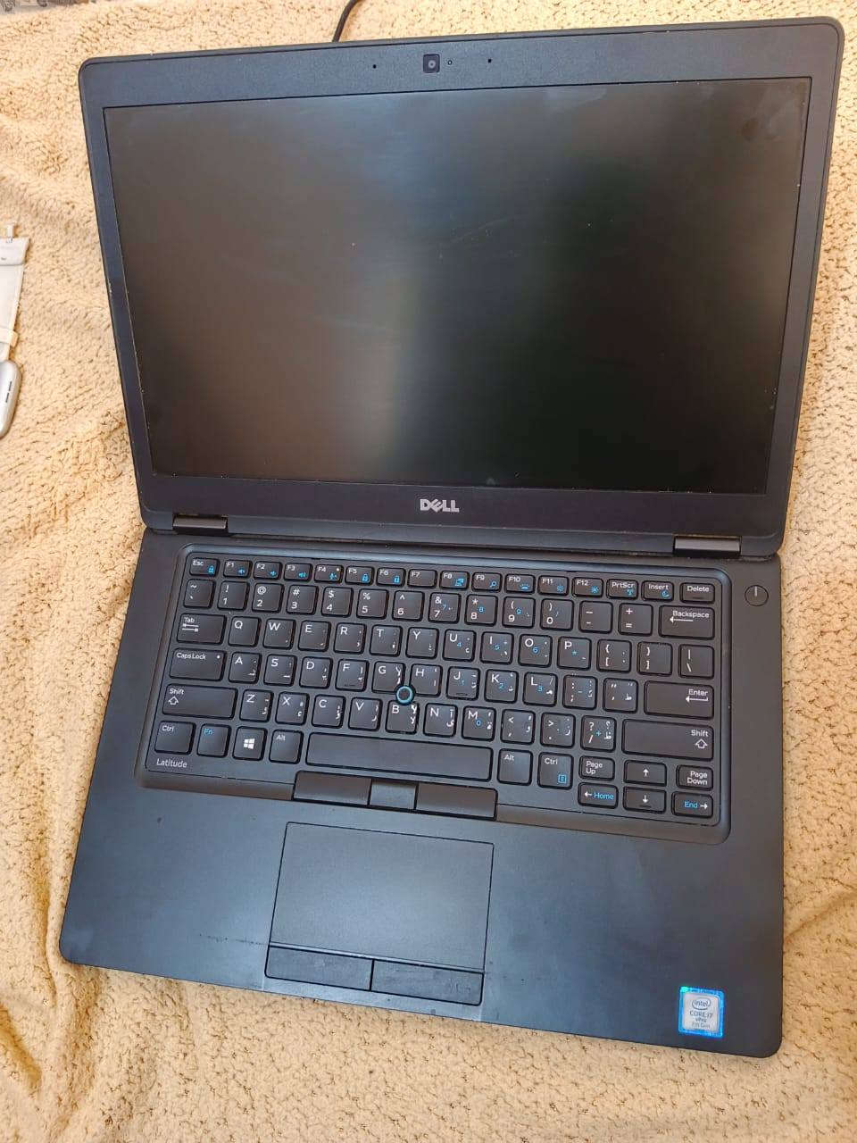 للبيع
انطي سعرك 
***********
