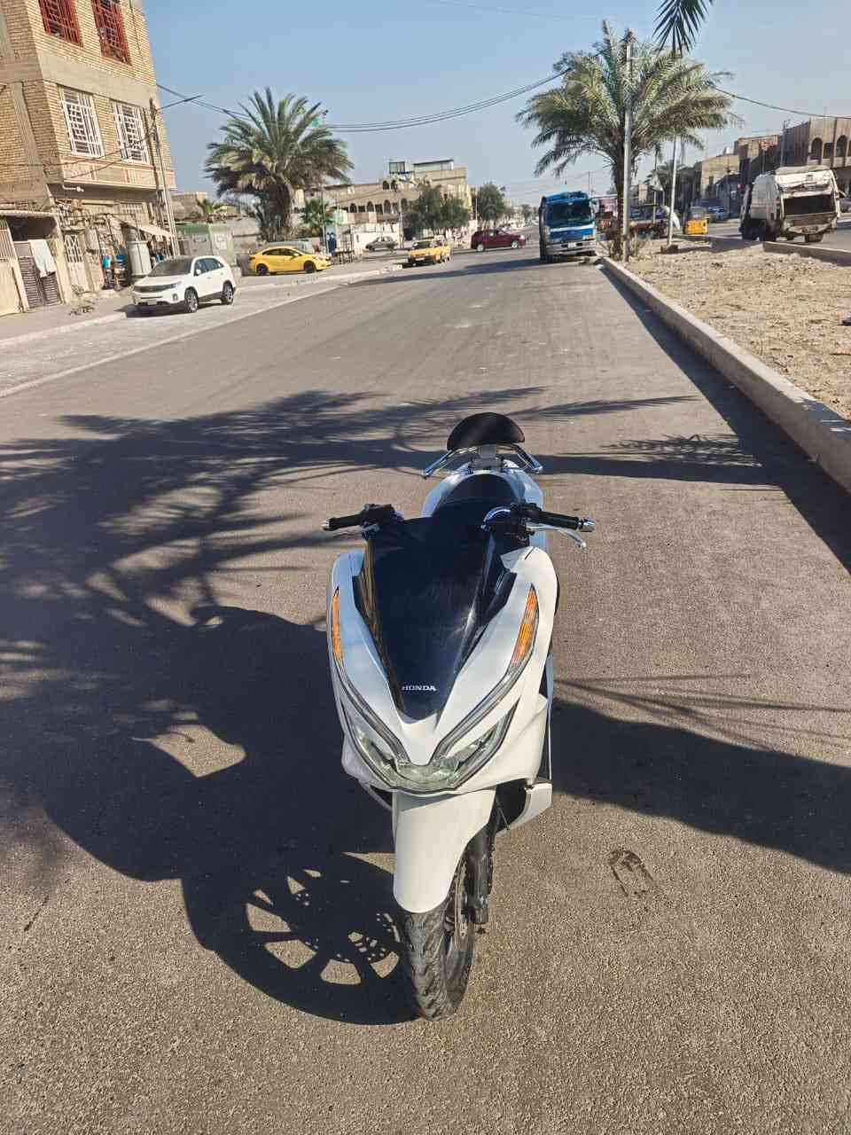 سلام عليكم بيس اكس جيل الثالث شلعه معدل حلوه حساات كهربيات كله شغاله سعر1850 عنوان مدينه الصدر ر قم.***********
