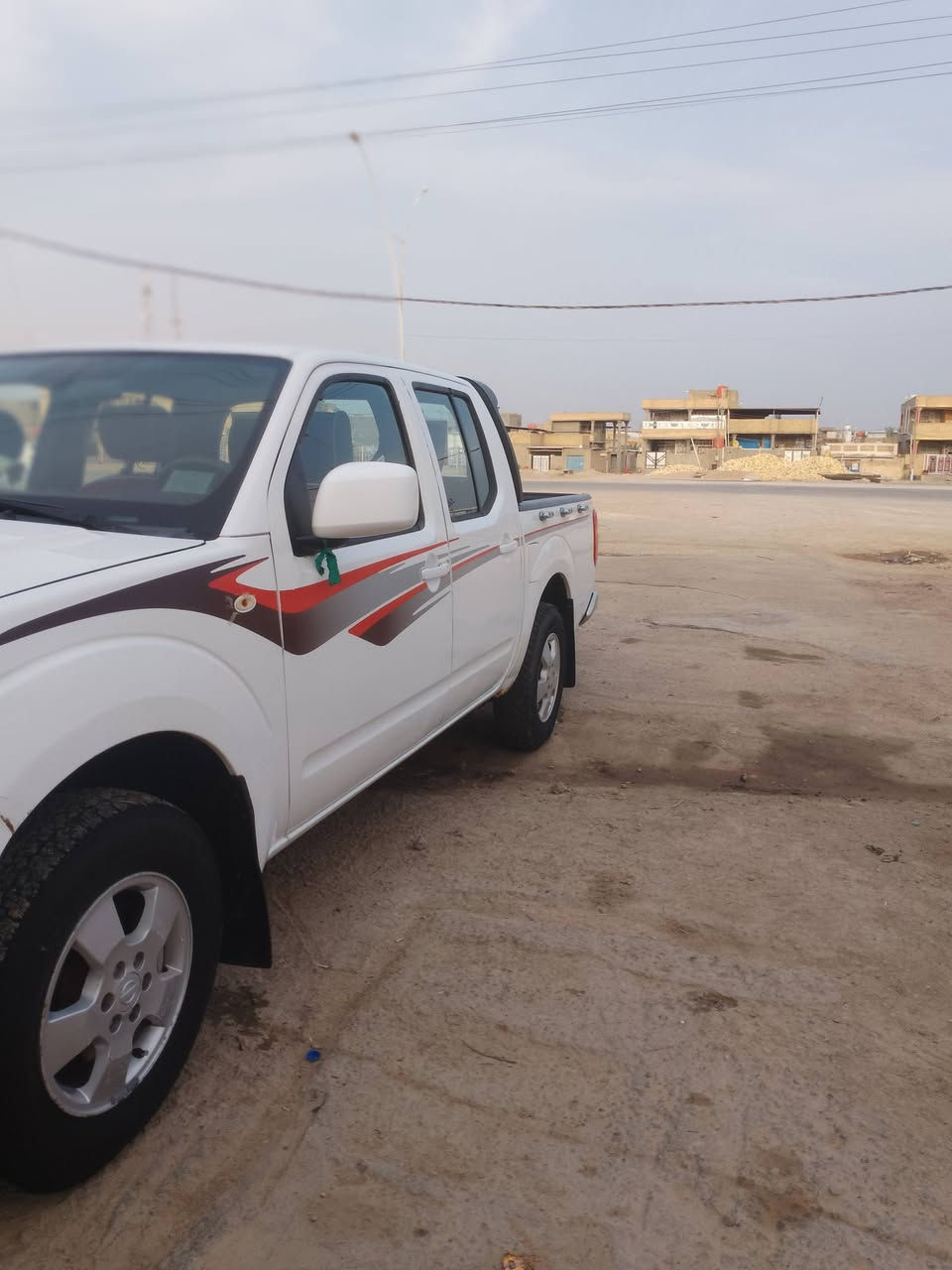 سلام عليكم 
نيفاره موديل 2012 سنويه2027
كير اوتماتيك
كهربائيات كلها شغاله 
تبريد تدفئه
مكينه كير اكسن شاصي مكفول
حداده تايرات جدد
سياره جاهزه 
رقم بصره مكاني بصره كرنه

السعر110 وبيها مجال
رقمي ***********
