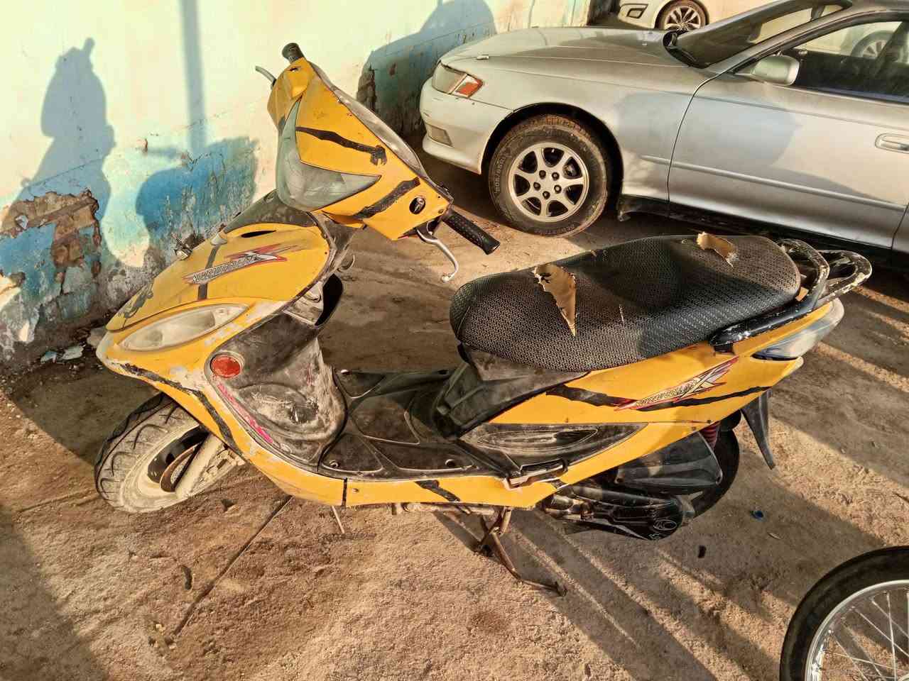 محرك حاويه قبل شهر شديته ***********
