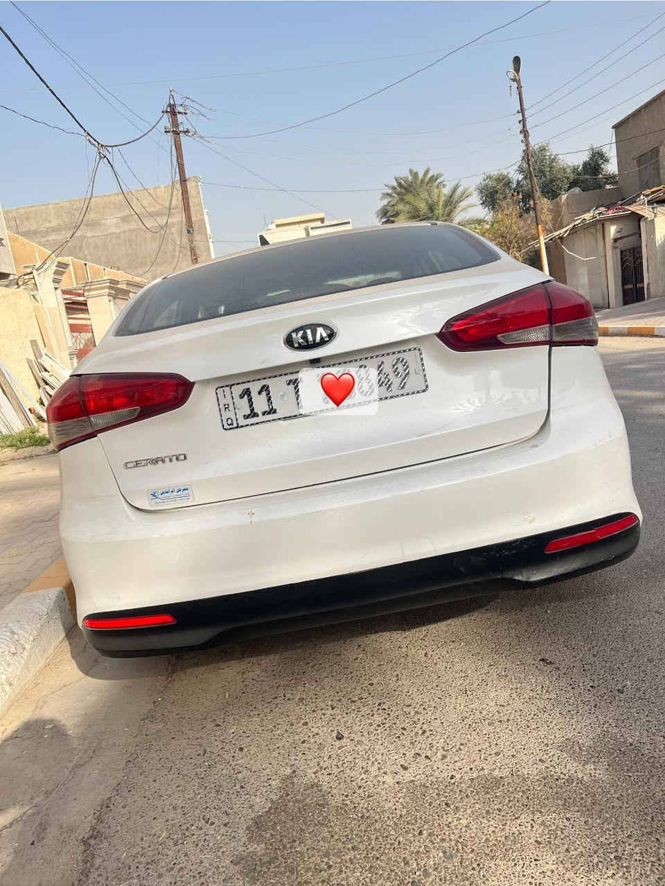 السلام عليكم
كيا سيراتو خليجي 2017 
السياره مكفوله من الصبغ بأسمي
مواصفات سياره نص
شاشه كامره
تحكم ستيرن 
مود درايف ايكو + سبورت
حساسات خلفيه
مري كهرباء + شفط
گير محرك تبريد على وضع الشركه
مكان السياره بغداد
***********
***********
السعر 128 وبي مجال

