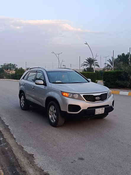 السلام عليكم للبيع بسعر 148 كيا سورنتو 2013 مكفوله من الصبغ فقط بس مكان بارد حك شبر مكينه 6 سلندر دوش 7 راكب ماشيه 140 السياره حيل حلوه وجاهزه كير ومكينه وصدر وتخم تايرات جدد العنوان تكريت 
‏‪0772 306 2199‬‏
