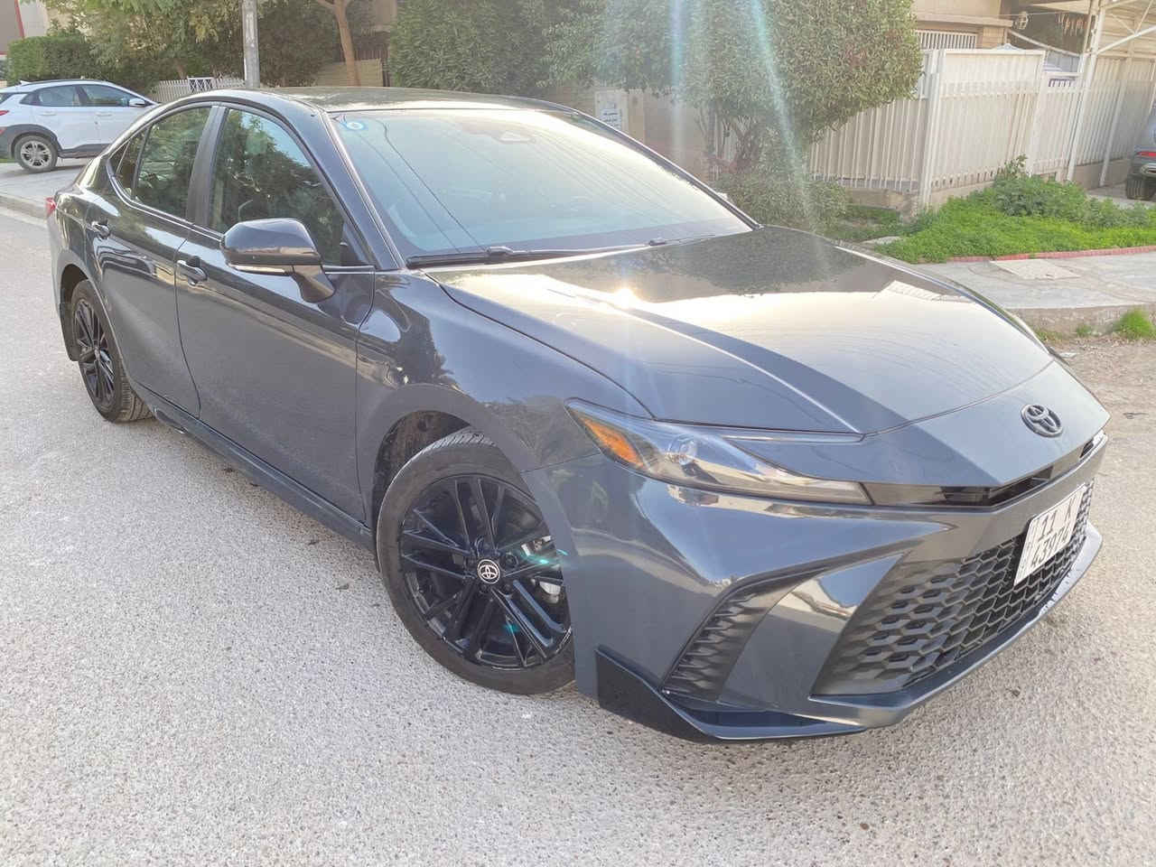 السلام عليكم
كامري 2025 هايبرد 
مواصفات se
شاحن واير ليس
كشن جلد كهرباء
فوول رادارات
بصمه 
وباقي المواصفات المعروفة
حادث جاملغ وبنيد وتكحيل بالباب بسيط
ارباك دركة فقط
شاصي مكفوول علسونار
سعر 212 ورقه
مكانها بغداد اليرموك
للاستفسار 
***********
