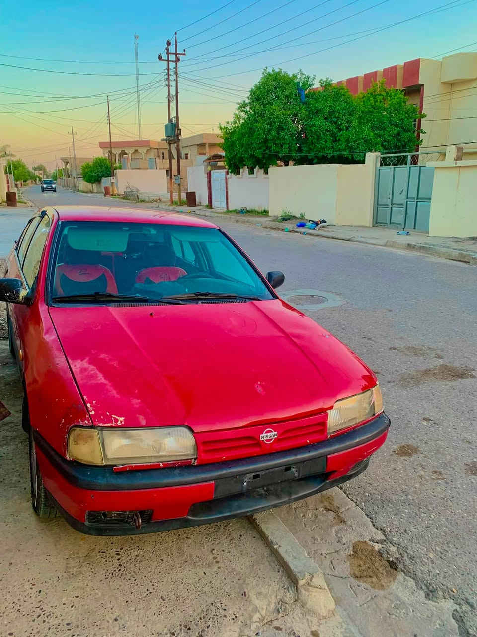 السلام عليكم 
نيسان للبيع كير أوتوماتيك مسجلة راعيه الشرعي موجود السياره نضيفه 
هـ***********
