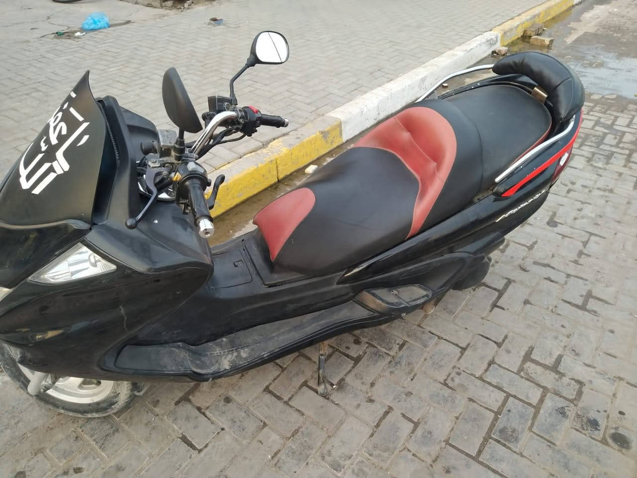 من رخصت الادمن دراجه ماجسته نضيفه فقد تبخير قليل
سعرها 650مكاني بغداد حي الجهاد 
واتساب ***********
