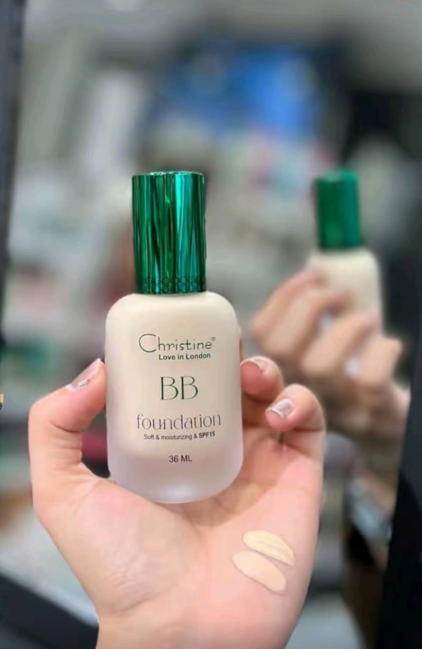 جزء من كريم اساس اصلي 
متوفر داخل الكوزمتك 

#كريم #اساس #كوزمتك #زينه


**إذا كنت صاحب هذا الإعلان وتريد حذفه لأي سبب، رجاءا أرسل رسالة إلى الدعم الفني**