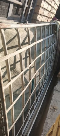 سرير حديد • ناقص • محتاج صبغ