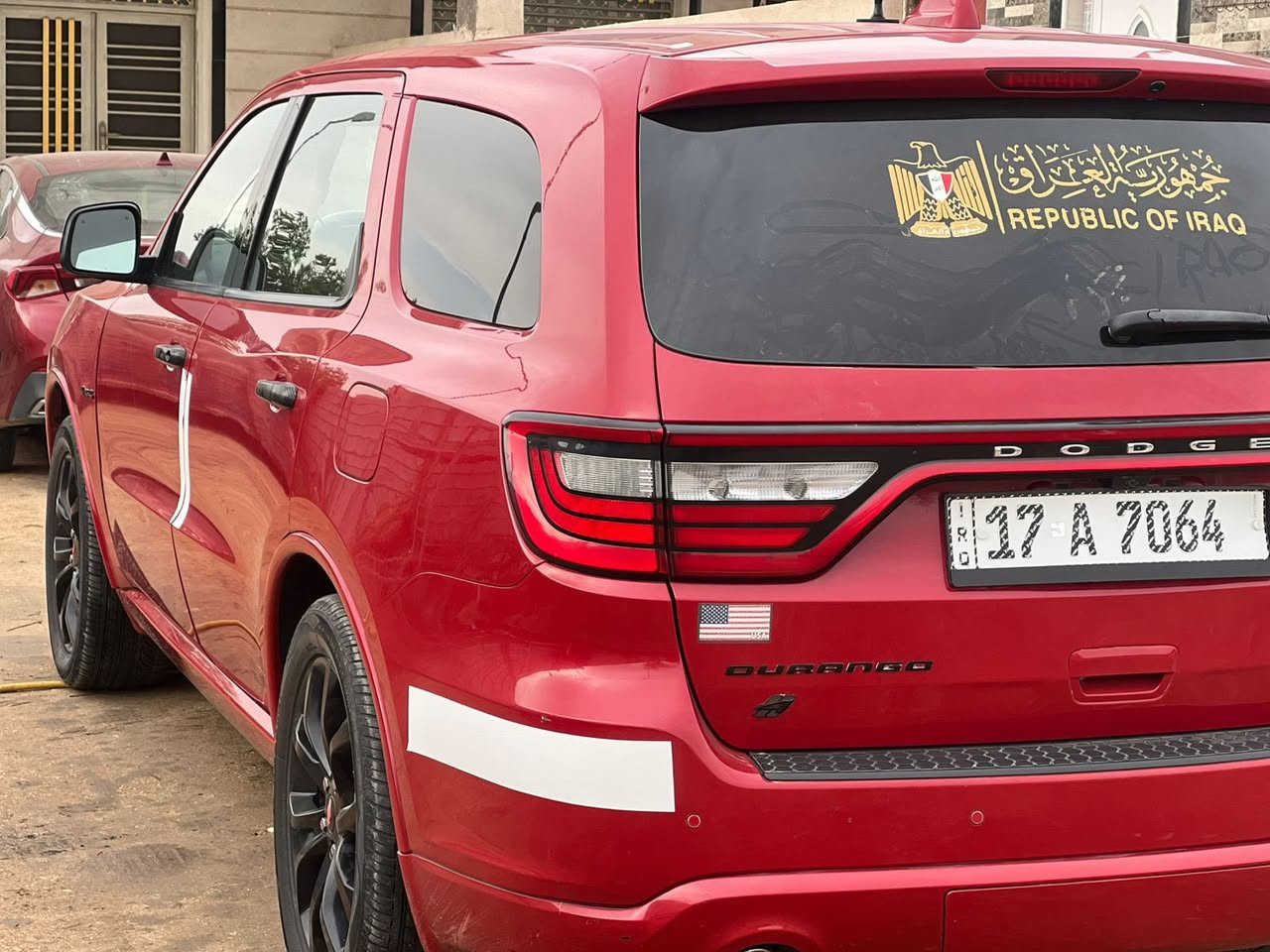 دوج دورنكو 
نص فول
موديل ٢٠٢٠ 
باسمي رقم جديد ما عليها اي غرامه الهزة مالتها شهر 12 السعر 260 وبيها مجال 
‏للاستفسار التواصل على الرقم ‭0788 954 8750‬
