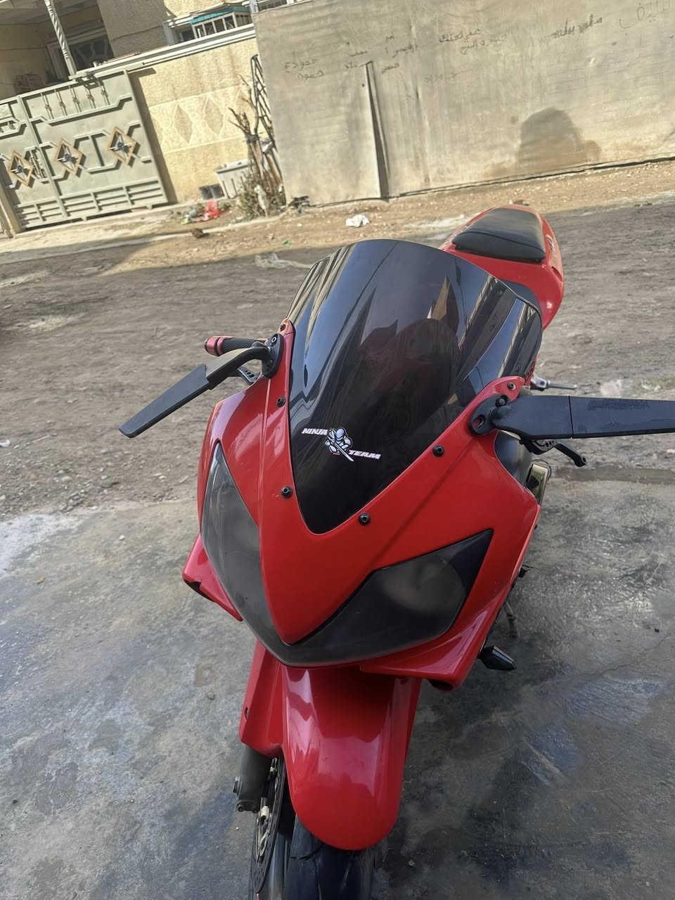 سلام عليكم دراجه افوراي 600 دراجه مكينه مكفوله كفاله عامه الدراجه عندي عداد السرعه ميشتغل عندي كم حرك بل كفرات حرك بسيط اقرا زين مو تدخلي تكلي وين الحرك موضح بل صور حرك بسيطات الدراجه عليه هاوزن طويل عارضه 28 بيهه مجال بسيط إذا مو شراي لتدخلي ***********مكاني بغداد
