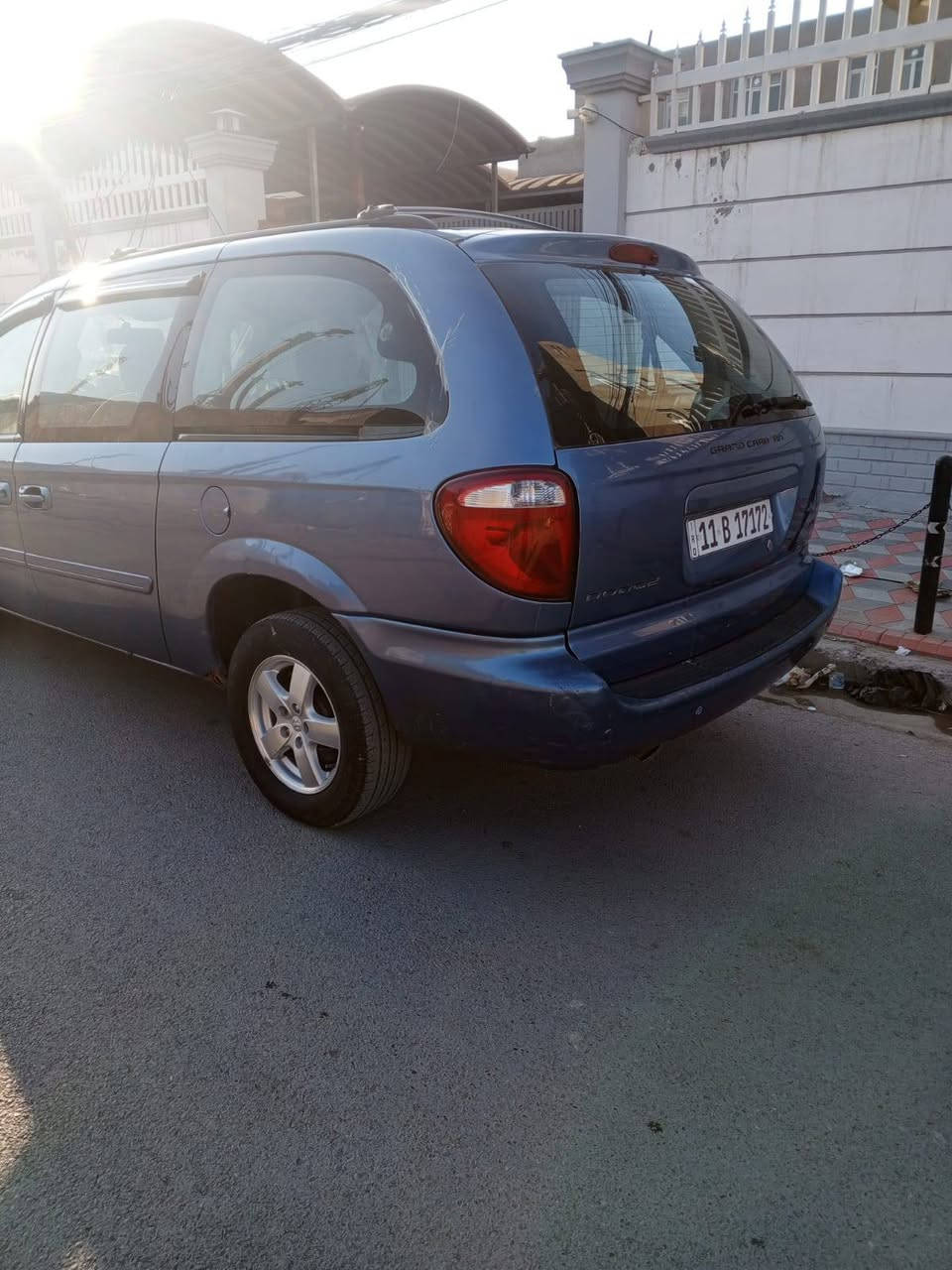 دودج كرفان 2007 محرك 3.8 ثلاث قطع تبريد كشنات بلع سياحي 3 بوب كهرباء شغالات تخم تاير جديد محرك كير مكفولات السيارة بأسمي السعر 75 وبيها مجال العنوان بغداد الشعب (غير متواجد على الفيس ) رقم صاحب السيارة (***********) بغداد, العراق
