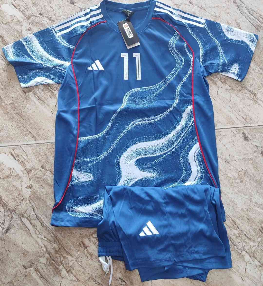 وصل وجبة جديدة دريسات ماركة ♥️ فرق الشعبية اصلية 🌹 
متسلسل من 2 إلى 25 
متوفر جميع الأحجام 
سعر 12 قطعة ب 65 الف 
سعر 24 قطعة ب 135 الف 
أيضا متوفر توصيل جميع المناطق العراق 
واتساب ***********
***********
