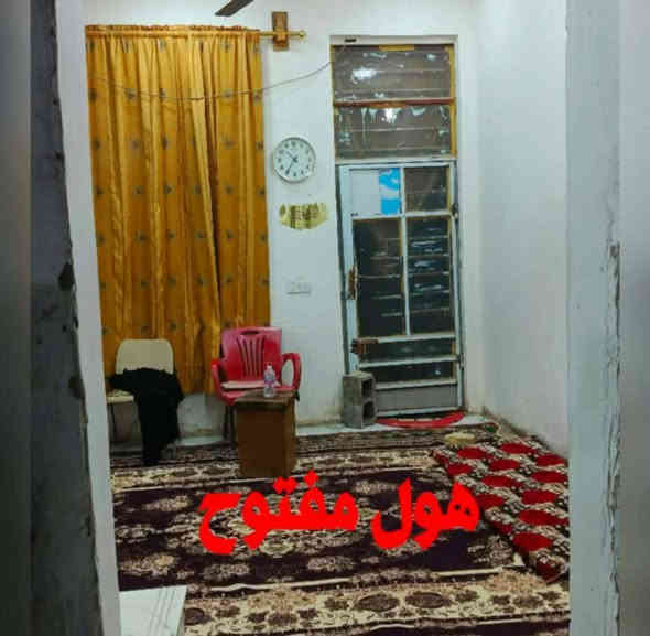 الدار للبيع المساحة الكلية ١٢٥متر مربع طابو زراعي سند ٢٥ العنوان بابل سيف سعد الوردية خارج قرب ابو رضا الحجام  يحتوي على صاله مطبخ غرفة نوم هول صحيات بالداخل والخارج منؤر خلفي علمن البناء بلوك درجة اولا
بي شغلات بسيطة البيتونه مسكفه سندويج المطبخ الجدران يراد سيرامك السطح يراد اله فرشي
بي صاله ٥×٤ونصف
بي مطبخ ٤×٣
بي غرفة نوم ٤×٤
بي هول مفتوح ٥×٤ 
معا الدرج والصحيات
بي صحيات بالداخل والخارج
بيع مستعجل جدا 
السعر 42مليون قابل للتفاوض 
مكتب الشمس للعقار 
***********
***********
بيع مستعجل 
سجل 49
