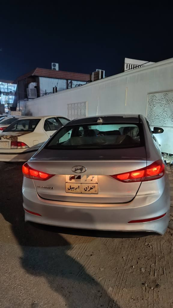 النترا مديل 2017 رقم اربيل 
مواصفات سياره ،،،بصمه تشغيل +ابواب
تحكم استيرن جهتين/شاشه لمس +كامره خلفيه 
داخل بيجي،،، محرك دوش لابخار ولاتنقيص 
تبريد ثلج ,,,وارد امريكي حادثه جاملغ وباب تبديل 
وبلعراق بيه قطعتين صبغ ،،،السعر 115ورقه بيع أو مراوس حسب القناعه رقمي *********** النجف, العراق
