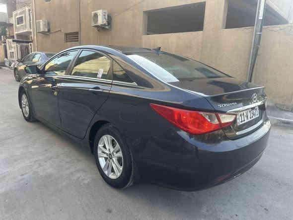 السلام عليكم سياره سوناتا موديل 2012وارد امريكي صور حادث منشوره بدون تبديل بدون دواخل كفاله عامه مواصفات نص فول محرك كير صدر تبريد تخم تاير مكفولة رقم بغداد تحويل مباشر سياره جاهزه حلوه كلش سعر 97بيه مجال بصيط العنوان بغداد الامين شارع نواب النتصال ***********
