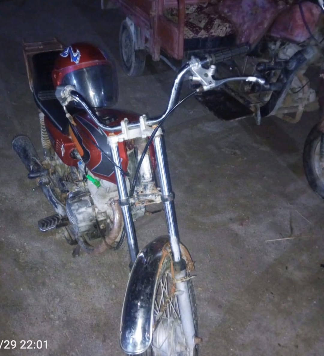 السلام عليكم اخوان دراجه اللبيع مانقصه اي شيء، يرادله بس غسل ادوات السعر 350 وبيه مجال قليل شراي يتصل على هذا الرقم *********** 📞📞 الي مو شراي لا يتصل رجاء اخوي
