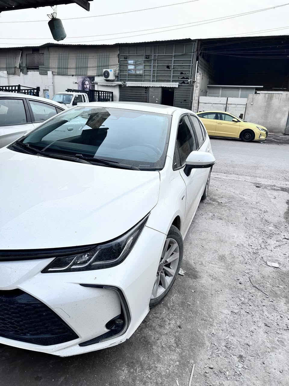 كورلا صيني 2024شكل خليجي داخل اسود
ماشيه 25 الف 
استفسار ***********
