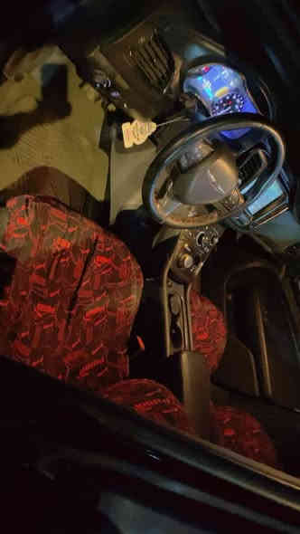 السلام عليكم 
سي 200 فئة S 
موديل 2016 
محرك 3600 
حدادية امامي 90%100 
تبريد شغال 
تدفئه ملغية 
زوج اطارات امامي جديد 
ويل 19 رياضي 
محرك و كير مكفول 
كشنات جلد 
باب و صندوق بصمه 
تشغيل عن بعد 
وباقي مواصفات معروفه 
رقم بغداد سنوية باسمي إلى 2029 
السعر المطلوب 130$ وبي مجال 
سيارة ماشية 133130KM
ملاحظة :- ضربتها رئيسية بالخارج دعامية  بدون لغد و شاصي 
ضربتها بالداخل  ( باب خلفي ايمن وترجع على بارد ) بالإضافة شخوط بسيطه و البنيد جارد
رقم الهاتف للتواصل ***********
