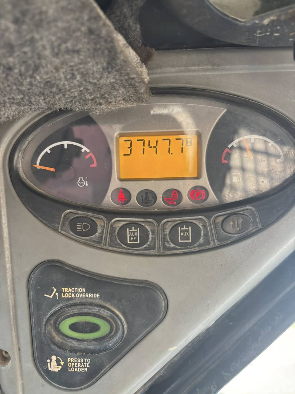 للبيع بوبكات
موديل ٢٠١٤

تبريدافيهة بيلادي
كائم اوروبي
رقم واحد لل اعراق
دخول جديد منفيست
***********
مكان سليماني
