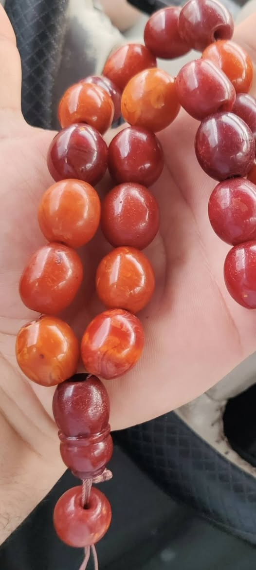 مسباح كهرمان مغلف قديم جدا وزن تقريبا صافي 157 غرام


**إذا كنت صاحب هذا الإعلان وتريد حذفه لأي سبب، رجاءا أرسل رسالة إلى الدعم الفني**