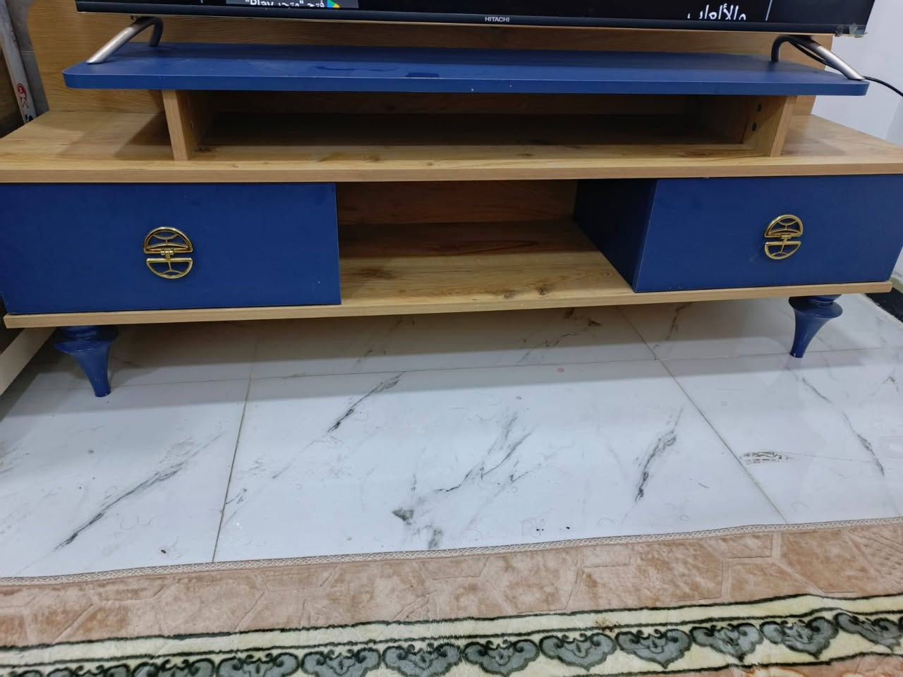 السلام عليكم غرااض للبيع نضيفه فوول مكاني بغداد واكو توصيل ع فحص تأخذ رقمي واتسب ***********
