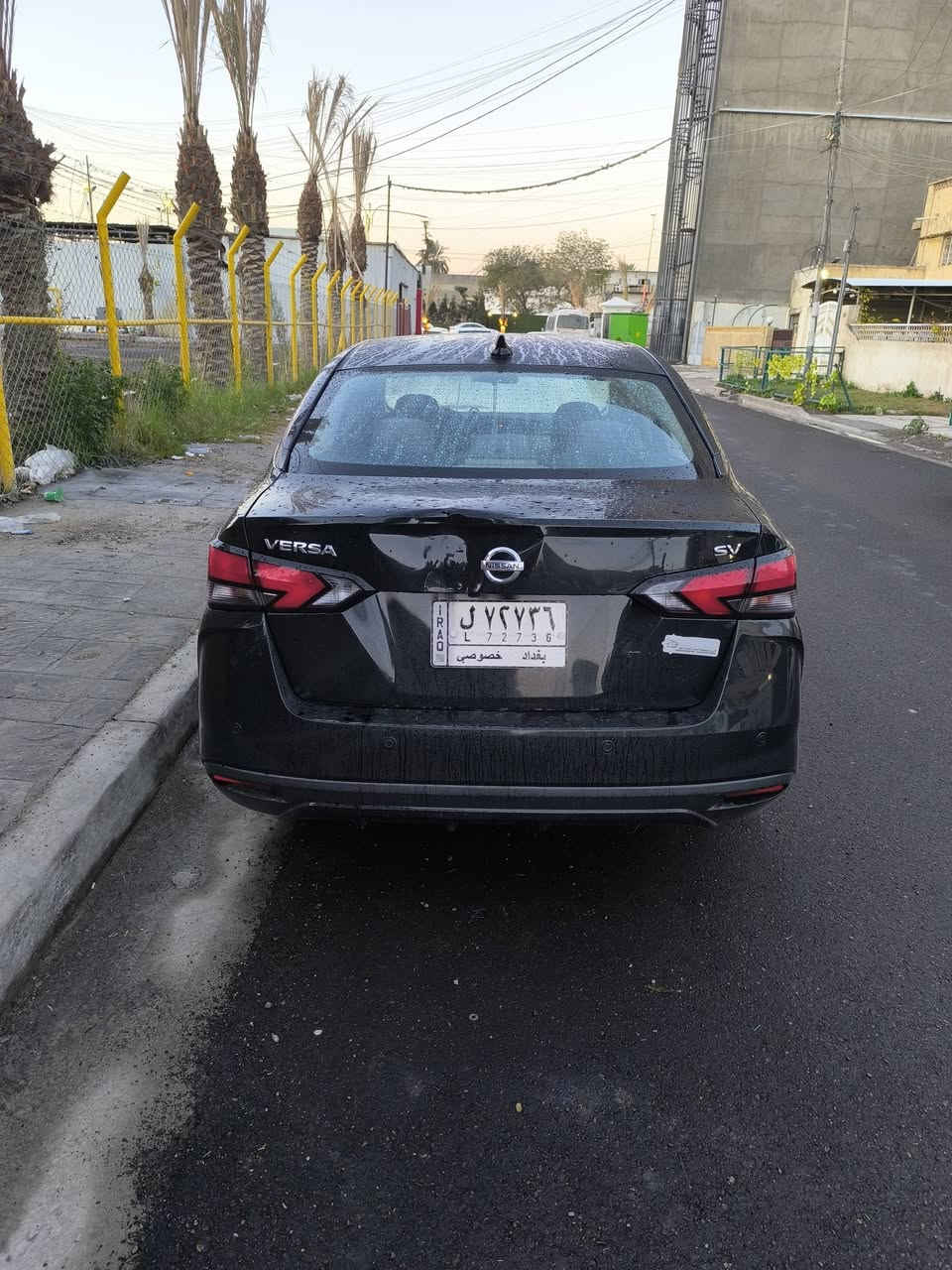 نيسان فيرسا 2020 SV رقم بغداد  
مواصفاتها 
بصمه 
رادارات امامي خلفي 
توقف ذاتي امامي خلفي
نقطه عمياء 
شاشه كار بلي 
كاميرا دواره 
ويل كب 16
محرك ١٦٠٠ السيارة اقتصادية جدا 
صدر جديد كامل تخم تاير جديد التبريد والتدفئة شغال 
ماشية 106 كيلو فقط 
حادث مثل ما موضح بالصور امريكا وبيها ضربة بالصندوق  بالعراق السيارة كلشي مابيها 
اني جانيها للسيارة مو بياع شراي 
السعر 98 يعني شدة قفل 
مكان السياره بغداد شارع فلسطين  للتواصل 
***********
