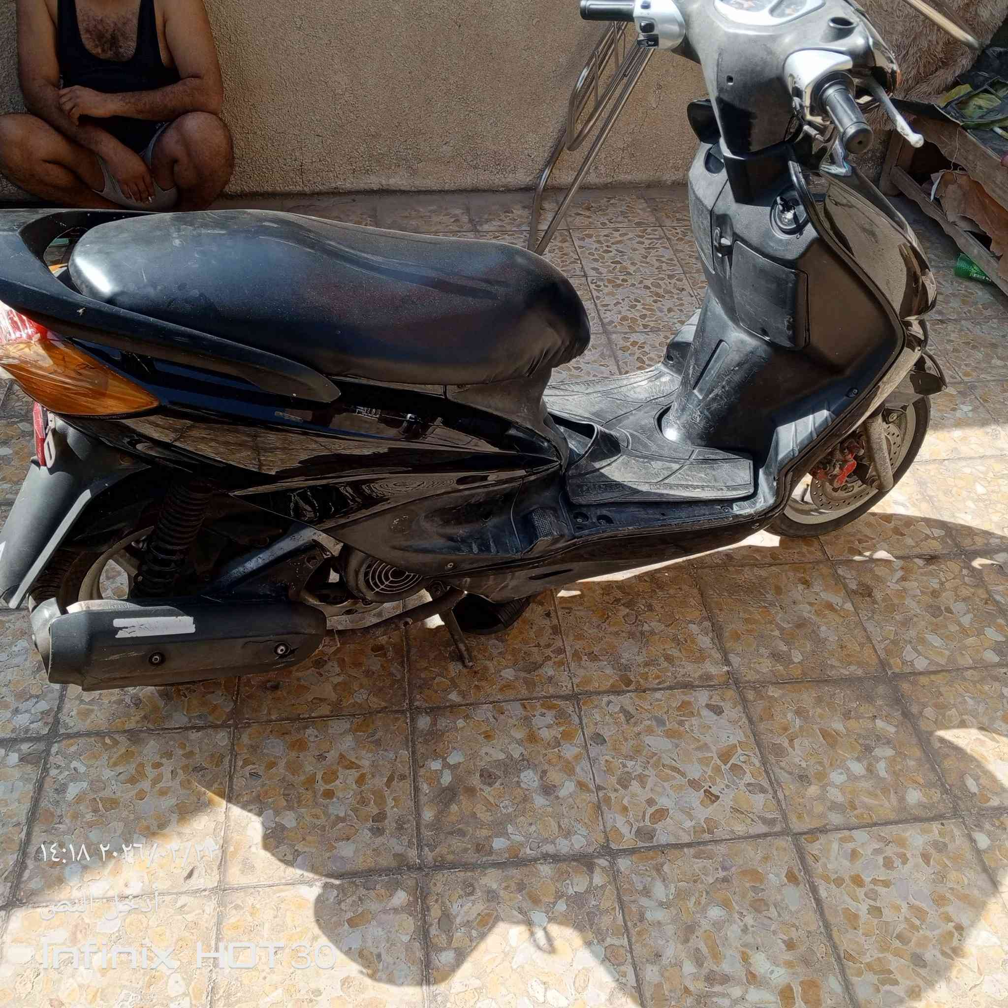 السلام عليكم دراجه سكنس نثيه ياباني اي نقص مابيه كله شغال رايده 450  وبيه مجال  مكاني الشعب


**إذا كنت صاحب هذا الإعلان وتريد حذفه لأي سبب، رجاءا أرسل رسالة إلى الدعم الفني**