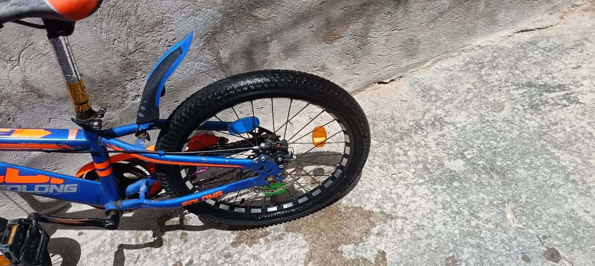 بايسكل كوري مابي اي شي بس بريك يحتاج سعر ١٠٠ بي مجال


**إذا كنت صاحب هذا الإعلان وتريد حذفه لأي سبب، رجاءا أرسل رسالة إلى الدعم الفني**