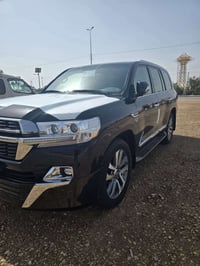 لاندروكز للبيع موديل 2021 رقم بغداد الجديد كفاله عامه مكينه 8 5700 ساز...