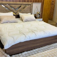 غرفة تركيا 8 قطع نضيفة جدااا اتصال ع الرقم 07735222511 مكان بغداد