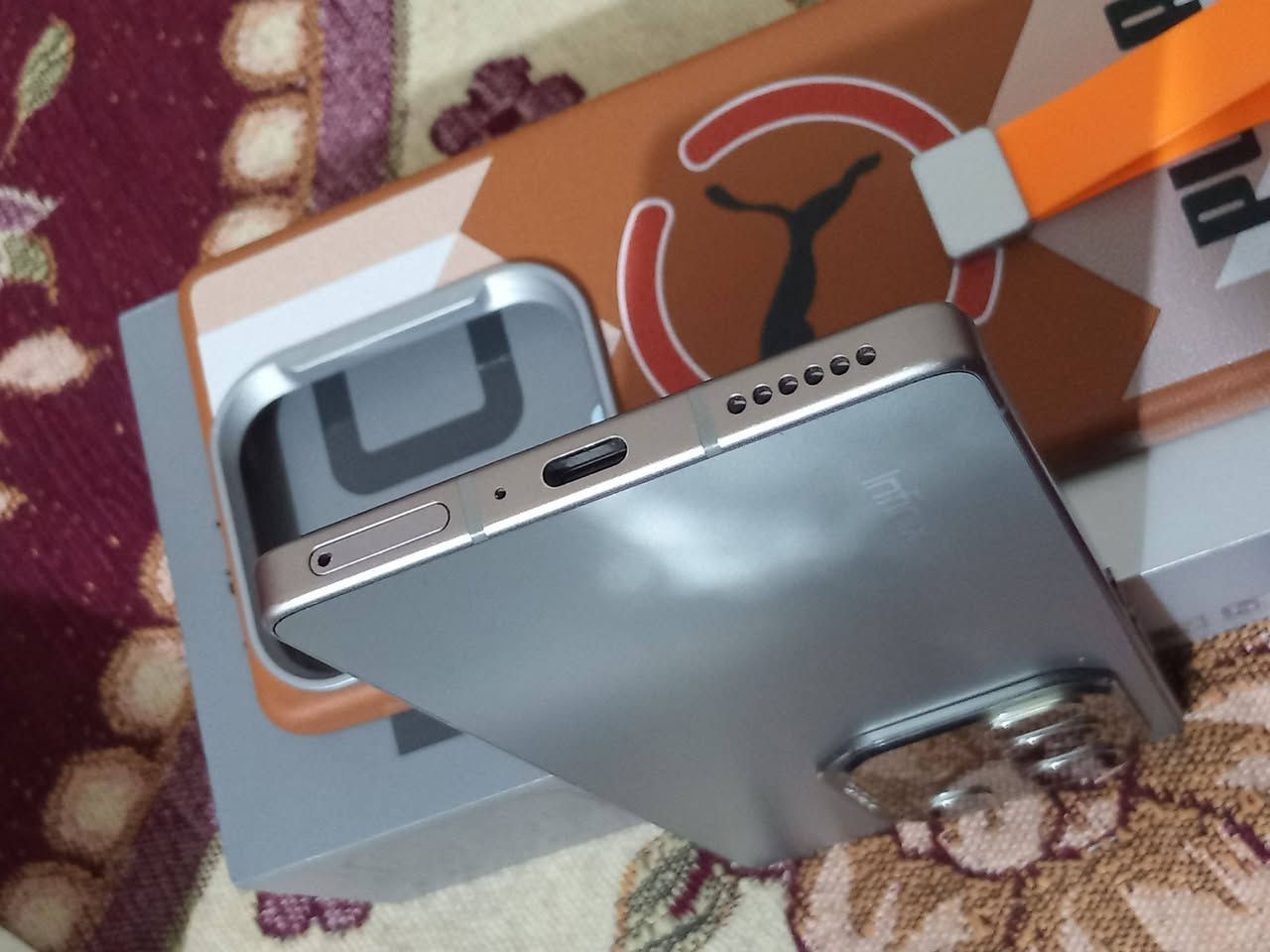 السلام عليكم انفنكس نوت 50 برو للبيع نظافه 100% كامل ملحقات سعر 250 قفل ***********
