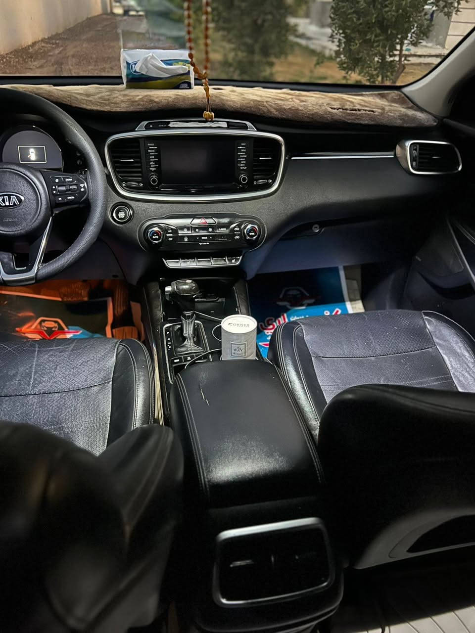 البيع سورنتو موديل 16ساره فول حلا من بل صوره مكانهه بغداد المنصور بل داودي امريكي بيهه بس دعاميه سعر خاص مستعجل عل بيعه ***********
