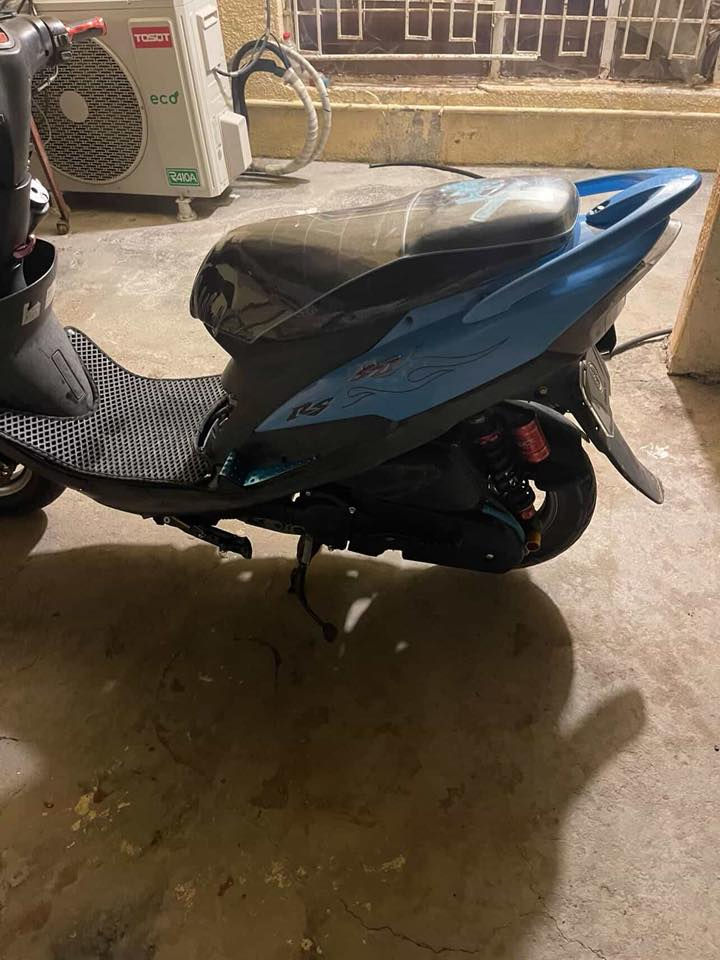 السلام عليكم ماكس عدله مفوله تزويد كله اصلي مكينه 58 بلاديه الدراجه كلها بلاد مال رمبه السعر 800وبيه مجال قليل مكاني عزيزيه ‭0781 682 4667‬
