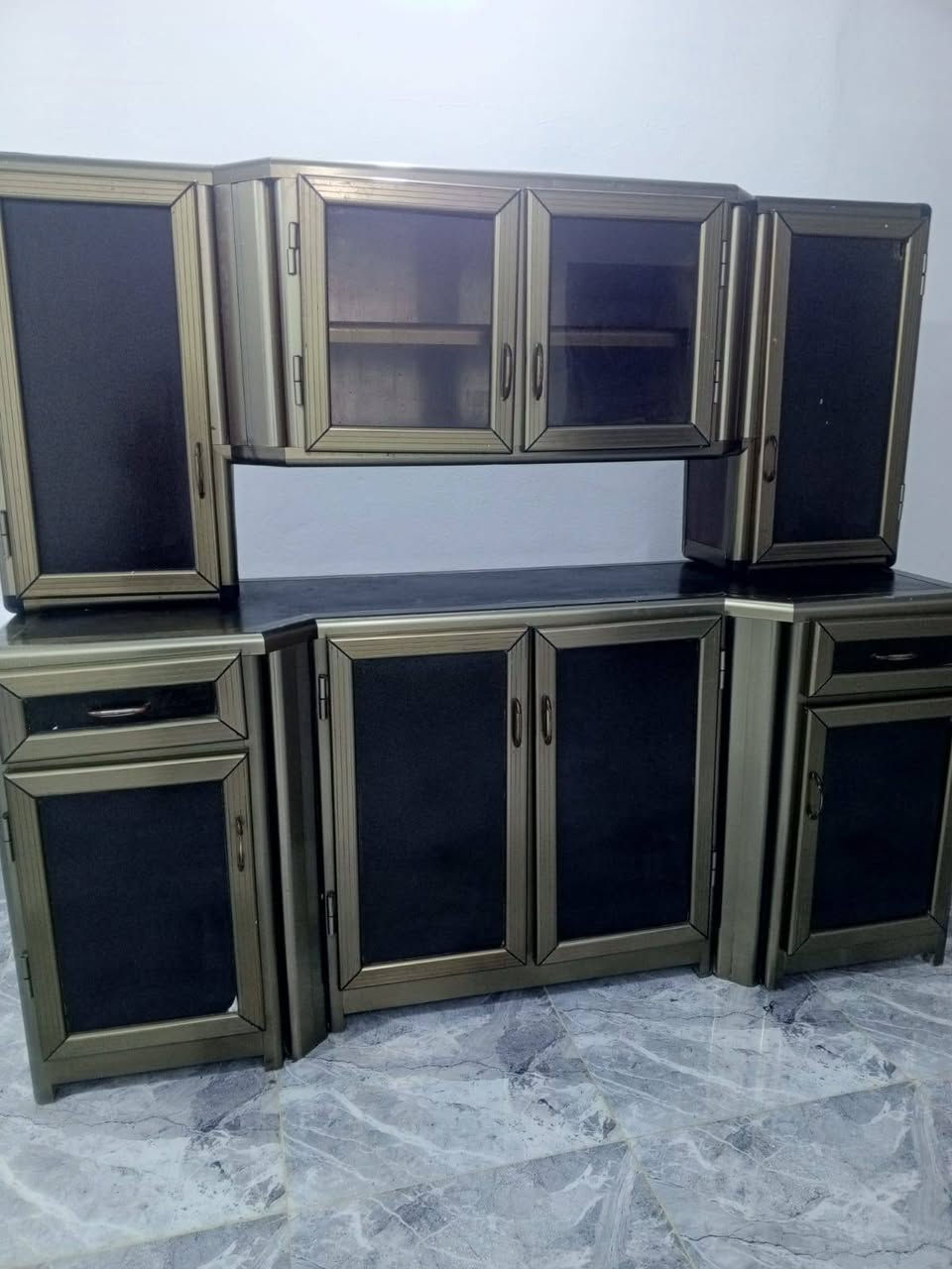 كاونترات للبيع موجود ستبدال كاونترات الاستفسار على واتساب اتصال***********
