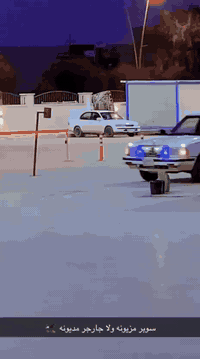 سلام عليكم للبيع سوبر موديل 86 رقم صلاح الدين شرط تحويل  محرك وكير بطة ثنين ونص محرك وكير جدد صدر امامي خلفي جديد تخم تاير جديد داخله حلو وخارجه بلادي حلو كهربايات كله شغاله مكان سياره‍ بغداد ابوغريب اي استفسار علتصال 
‏‪+9647505274051‬‏
‏‪***********‬‏ السعر 28
