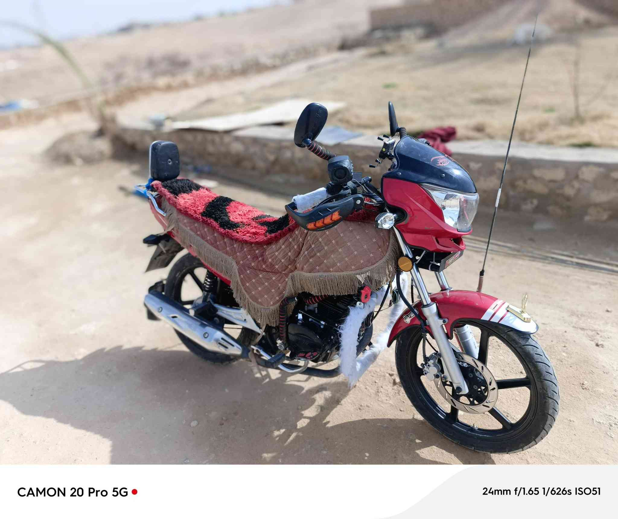 سايم للبيع موديل 24.   سعر مليون. و 350


**إذا كنت صاحب هذا الإعلان وتريد حذفه لأي سبب، رجاءا أرسل رسالة إلى الدعم الفني**