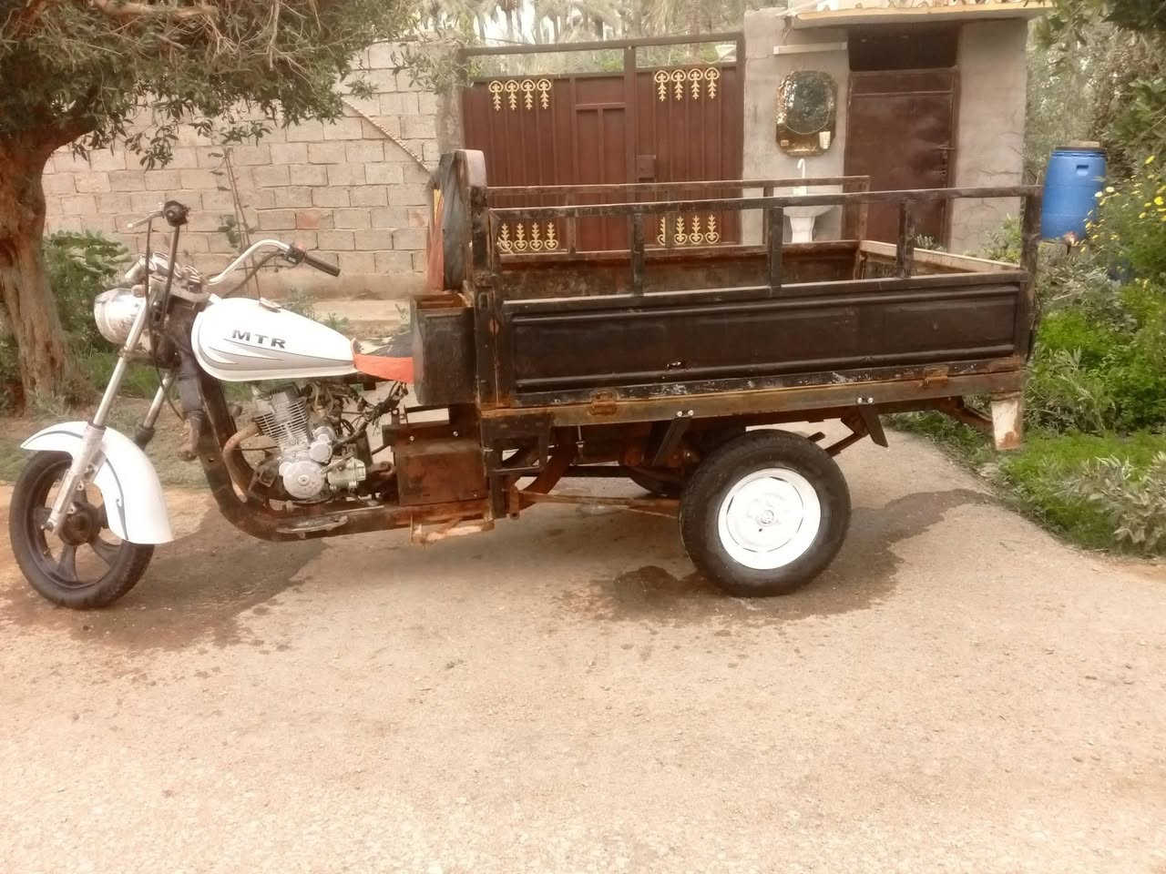 ستوته للبيع مديل 2009رقم اسود وسنويه مكينه مال جمره جديده حصيره جديده تايرات جدد مكاني نجف ناحية الحريه
‏‪***********‬‏
